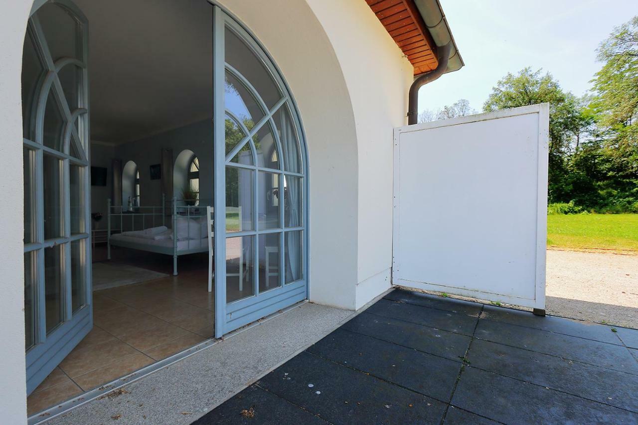 Elbzollhaus Dessau Ξενοδοχείο Εξωτερικό φωτογραφία